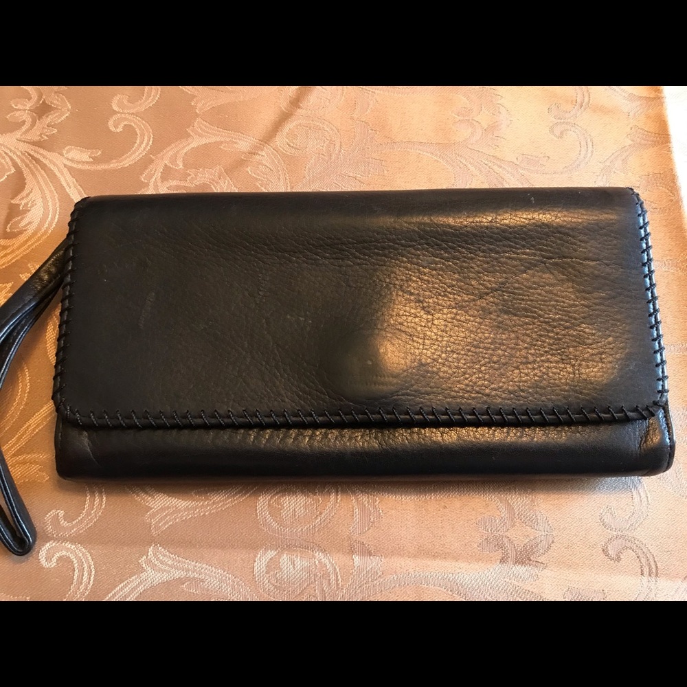Hobo clutch wallet